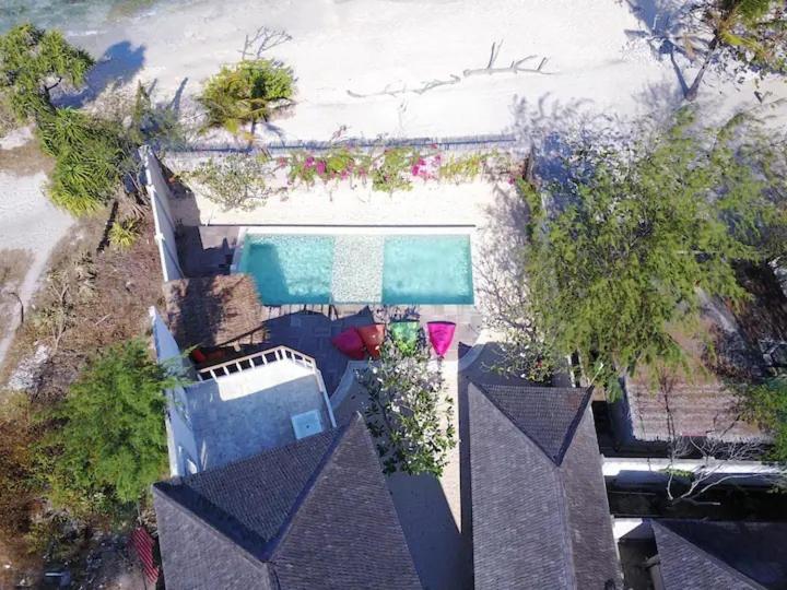 Aurora: 4 Bedroom Front Villa *